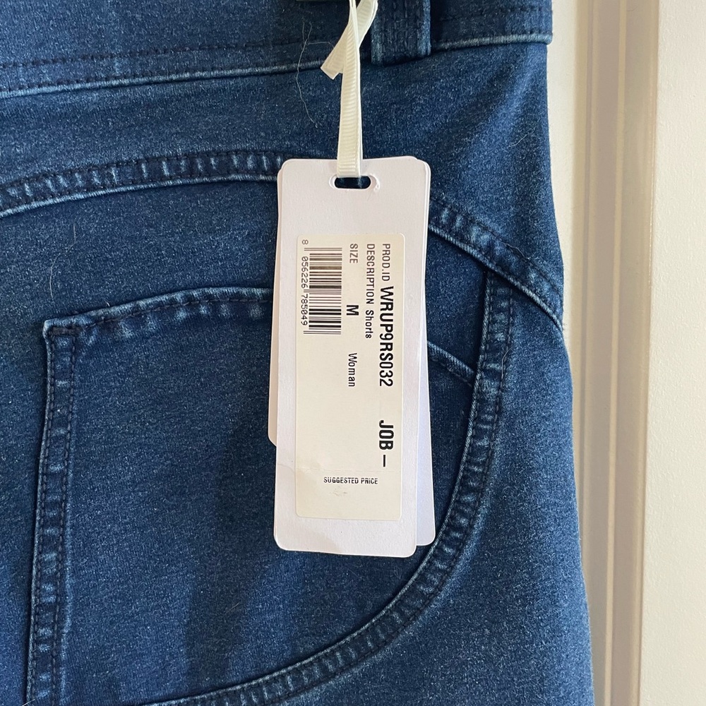 Freddy WR UP NWT Jean shorts Sz M - Picture 4 of 6